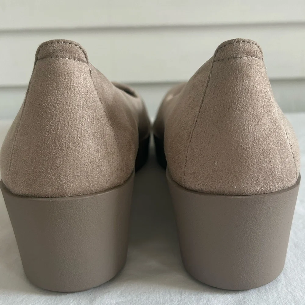 AEROSOLES Taupe Cowley Casual Wedge Slip-on Shoes Sz‎ 10
